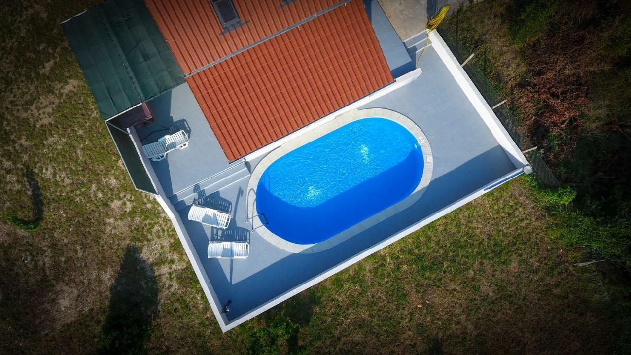 Villa Baras Garden - House With Pool Mirce Exteriér fotografie